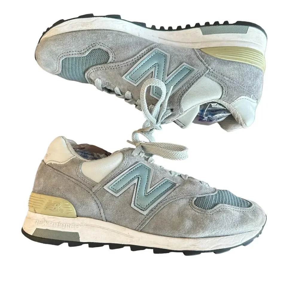*RARE* New Balance 1400‎ Made in USA Light Gray Sneakers Collectors - Women’s 8